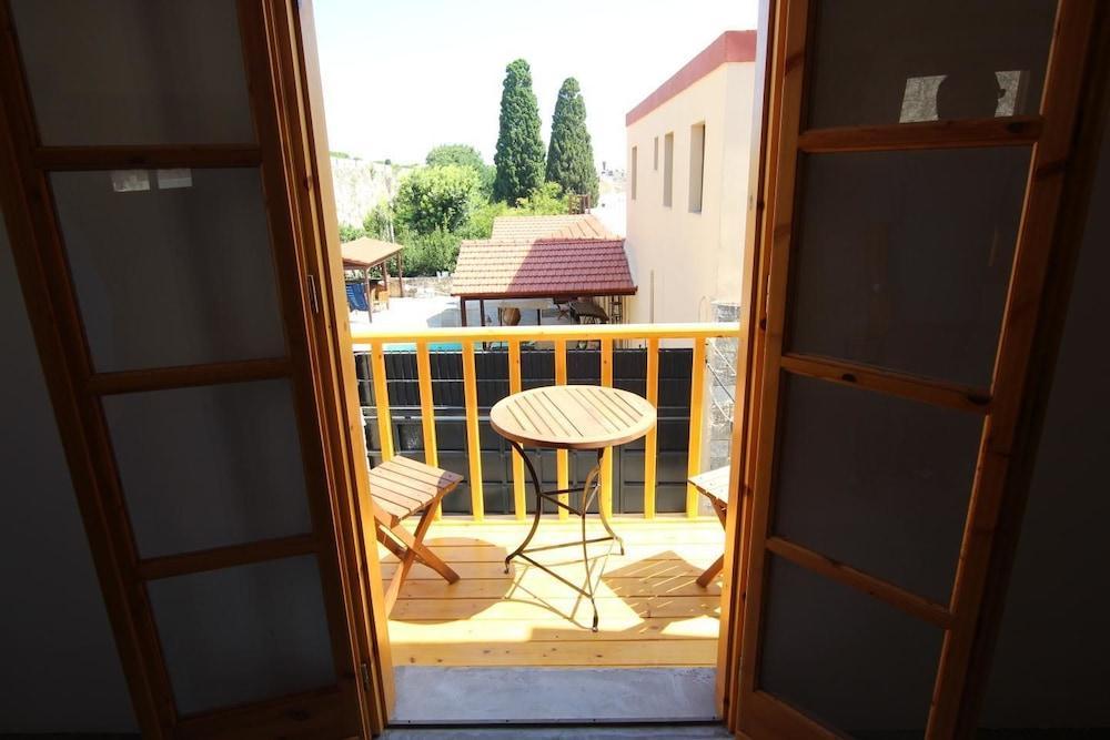 St. George Studios Rhodes City Luaran gambar